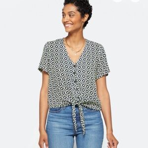 Button Down Tie Front Top